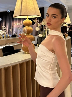 Аслия эскорт в городе Дубай