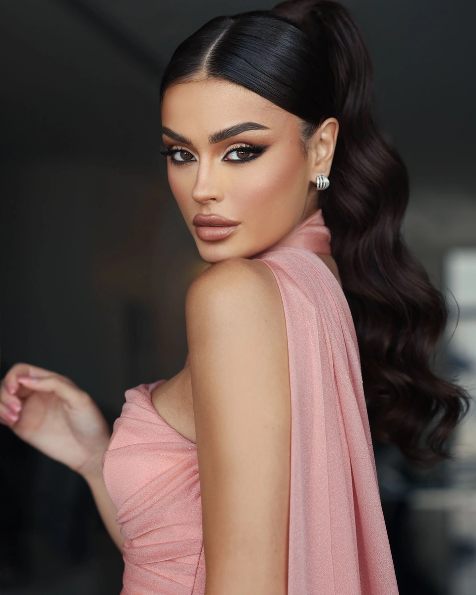 Лада эскорт в городе Дубай