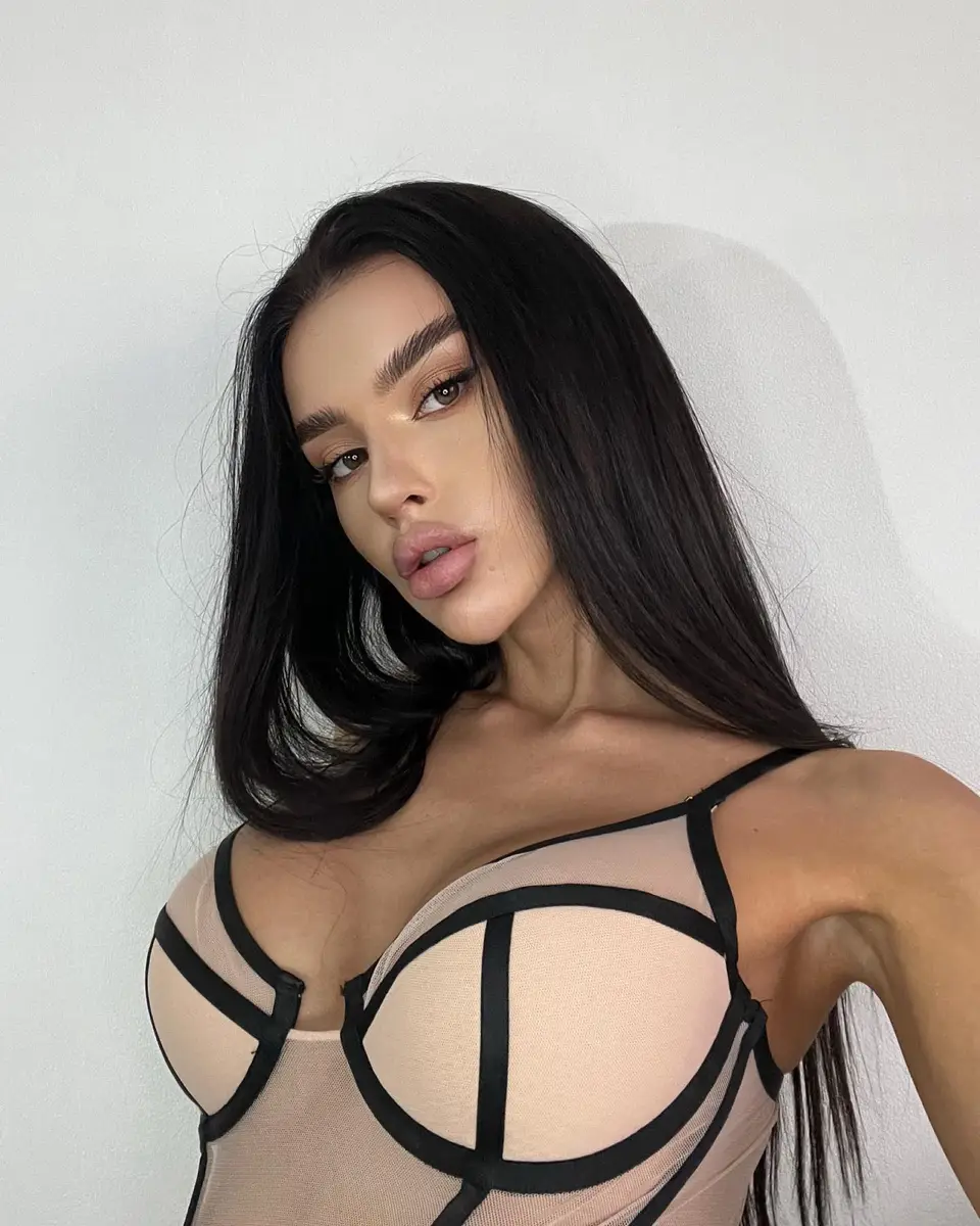 Полина эскорт в городе Дубай